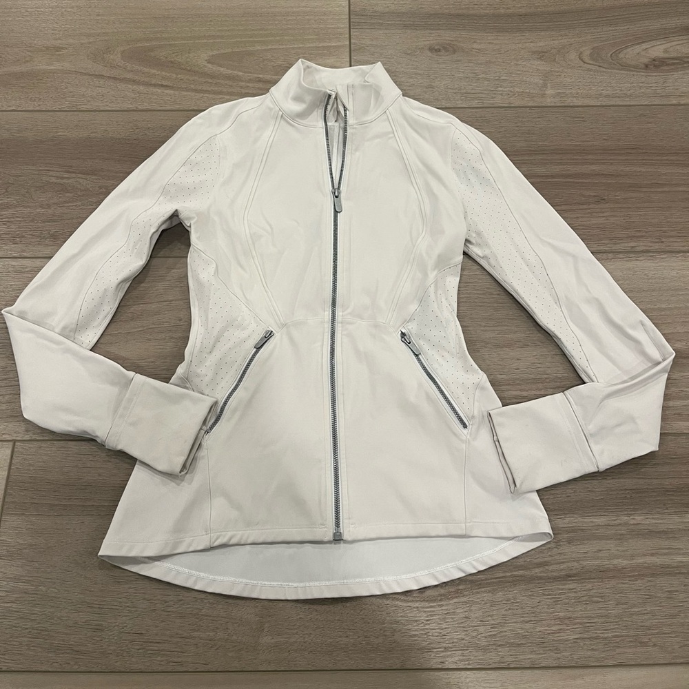 Lululemon Full Zip Perforated Jacket size 6